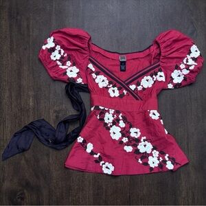 LITHE Anthropologie Red Embroidered Floral Snowshoe Puff Sleeve Top Size 4